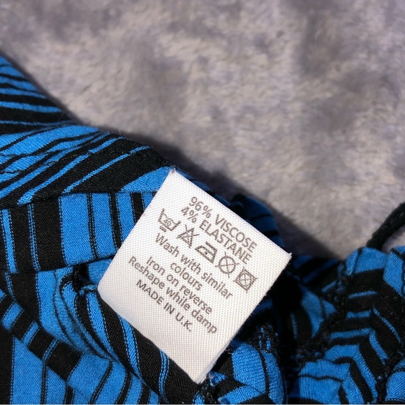 New look blue/ black striped no sleeves tube top/ tank top - Picture 6 of 6